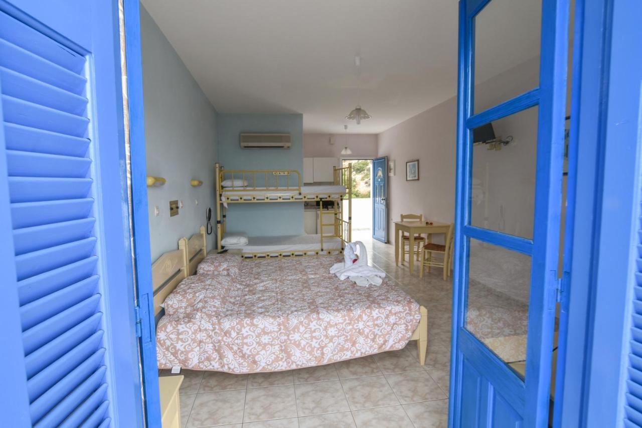 Vardes Hotel Studios Amoopi Luaran gambar