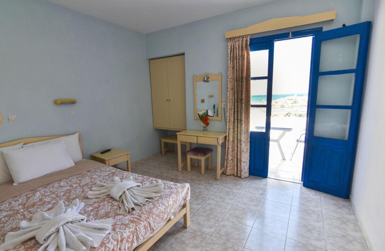 Vardes Hotel Studios Amoopi Luaran gambar