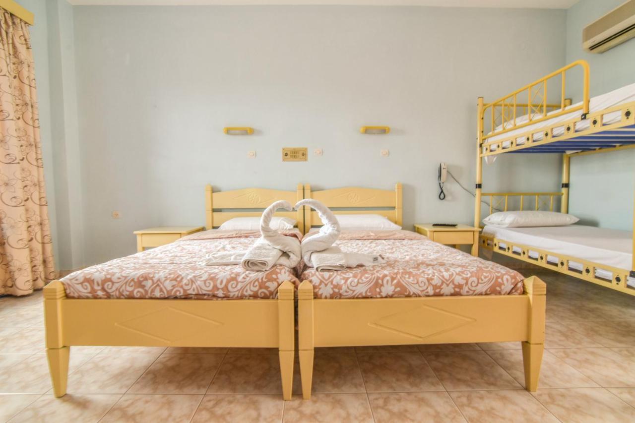 Vardes Hotel Studios Amoopi Luaran gambar