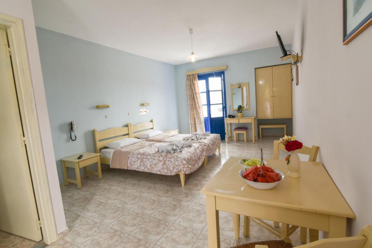 Vardes Hotel Studios Amoopi Luaran gambar