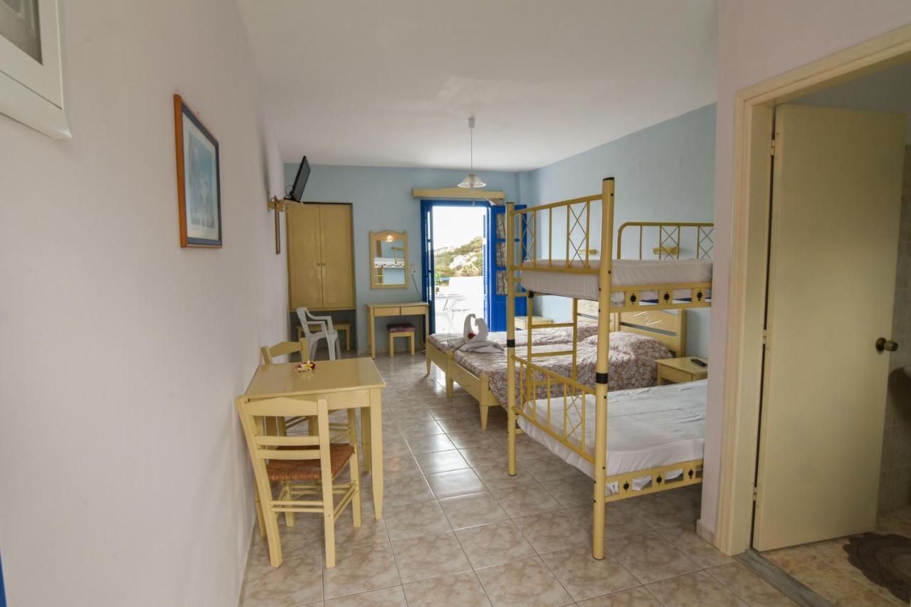 Vardes Hotel Studios Amoopi Luaran gambar