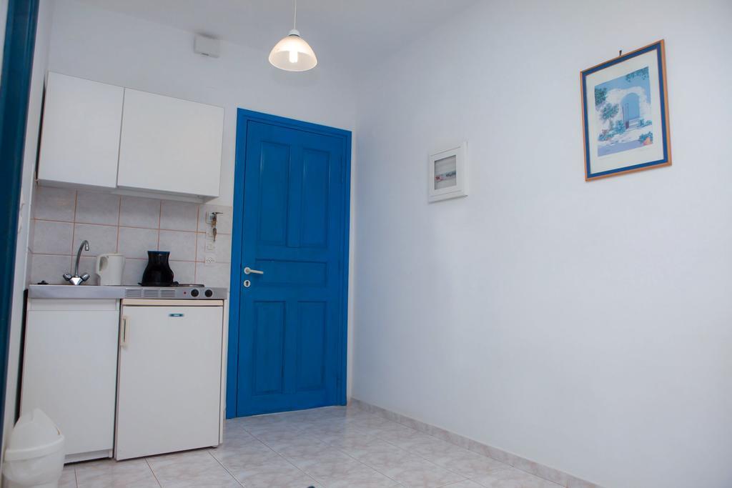 Vardes Hotel Studios Amoopi Luaran gambar