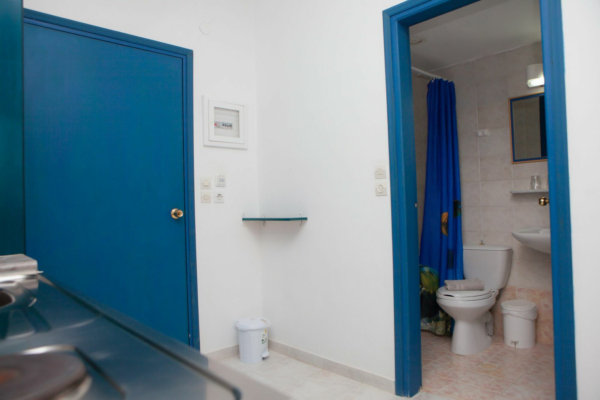 Vardes Hotel Studios Amoopi Luaran gambar
